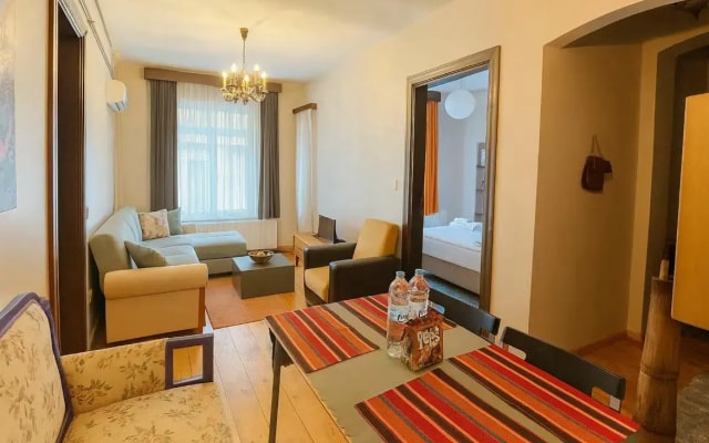 Апартаменты 2 Bedroom Galata with little balcony