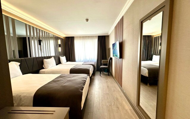Aven Hotel