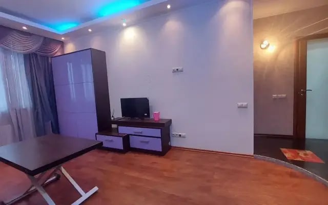 Квартира на Дубнинской 40Ак2