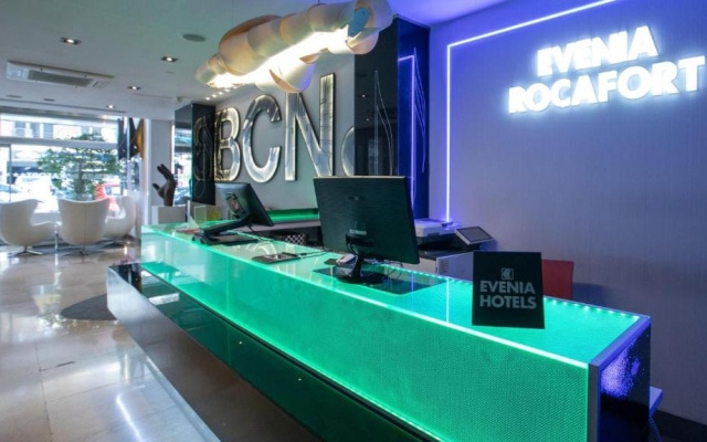 Отель Evenia Rocafort