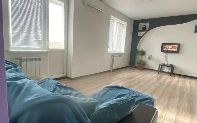 Квартира рядом с военным училещем