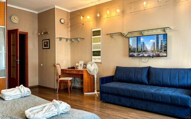 Апартаменты у Дворцовой площади на Невском 11