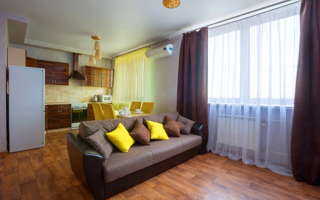 Апартаменты Hotel Home на Проспекте Ленина 112