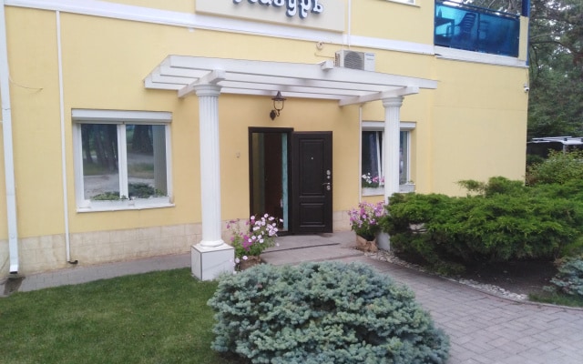 Отель Лазурь