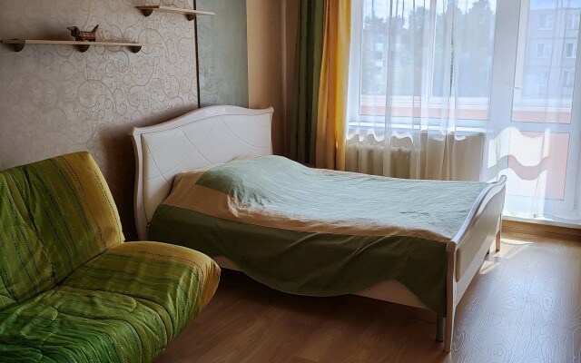 Квартира на Куконковых 142А