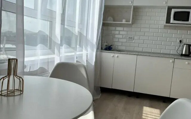 Квартира на Челюскинцев 80В