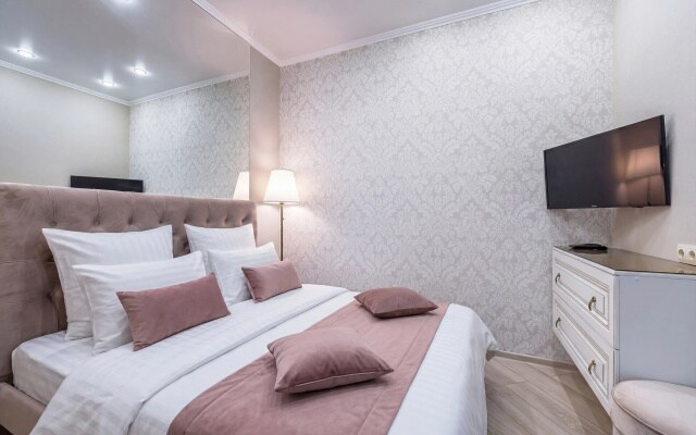 Апартаменты Admiral nearby Hilton 1