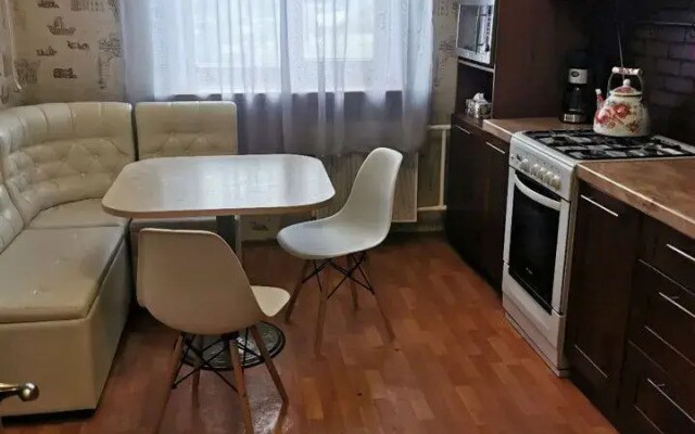 Квартира Трехкомнатная на Тульской 2