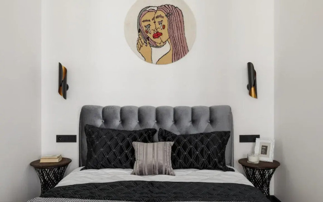 Апартаменты D apartments белая студия с гостиной зоной у Летнего сада и Михайловского замка