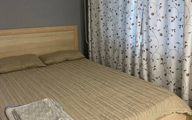 Квартира в шаговой доступности от предприятии. Дам на красной линии