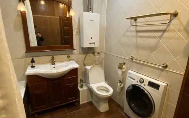Квартира Трехкомнатная в Центре Уфы
