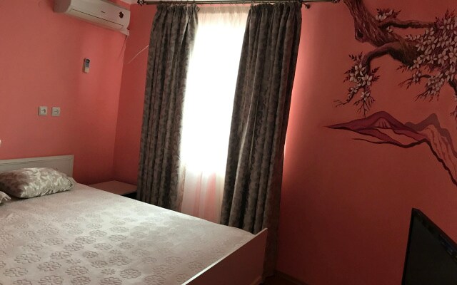 Kristall Guest House
