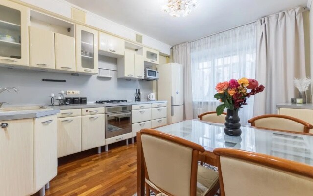 Апартаменты Comfort Home на Тукая 75