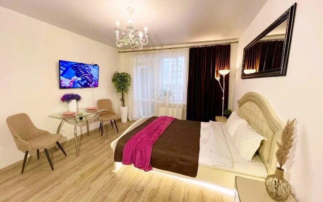 V Yekaterinburge Apartments