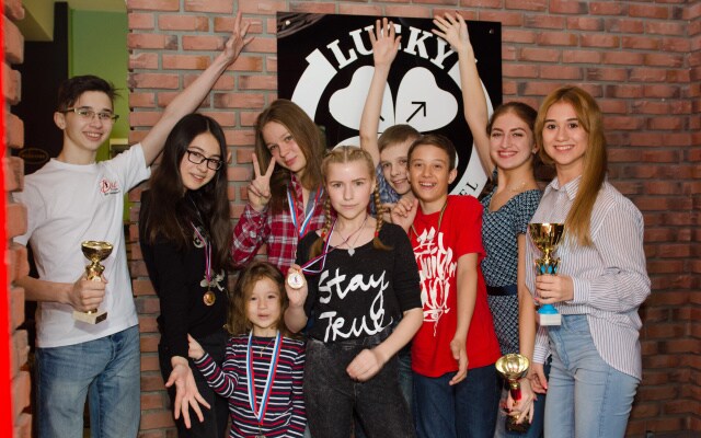 Отель Lucky
