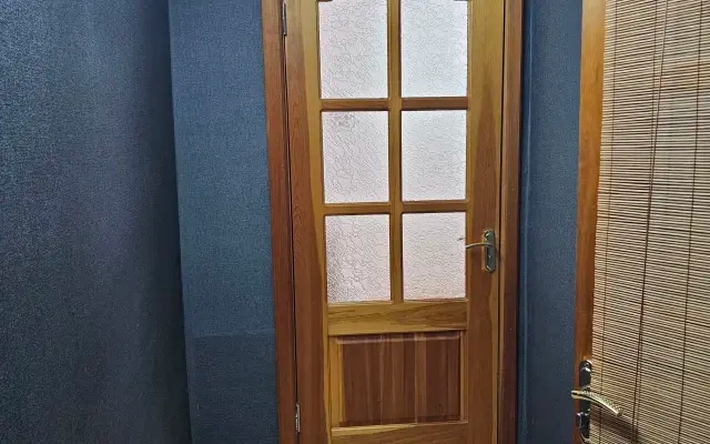 Меблированные комнаты Комната с лоджией на Змеинке 2