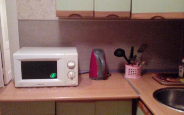 1-Komnatnaya Kvartira Na Komsomolskom Prospekte Apartments