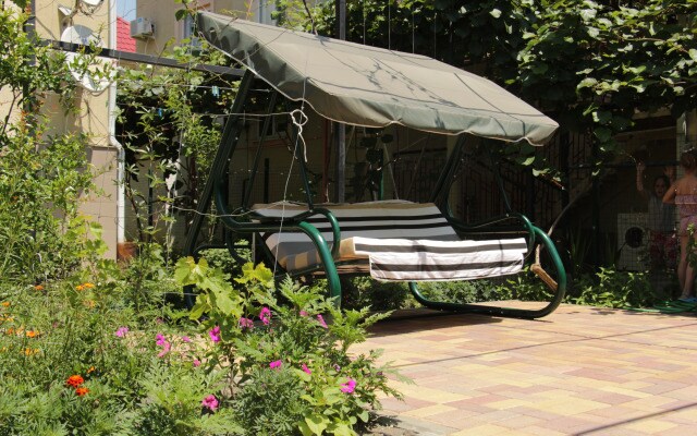 65 Let Pobedyi 42 Guest House