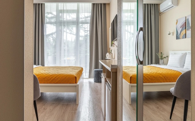 Апартаменты Red Apartments Покровский Парк Лайм