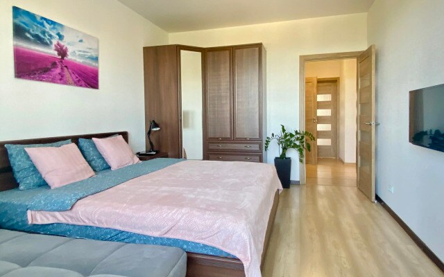 Квартира InRoomSPb на Евгения Шварца 11