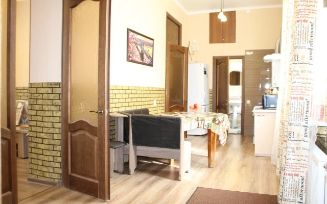 Апартаменты Кольцова 18/9
