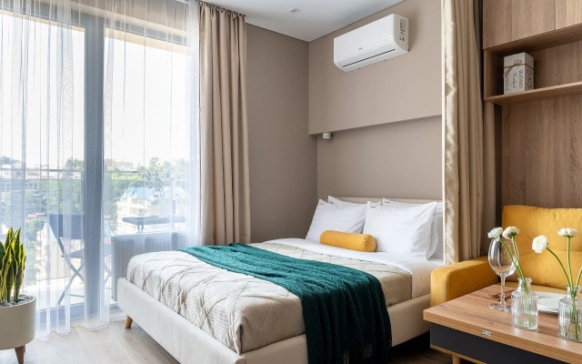Апартаменты Red Apartments Атлантис Апартамент Прометей