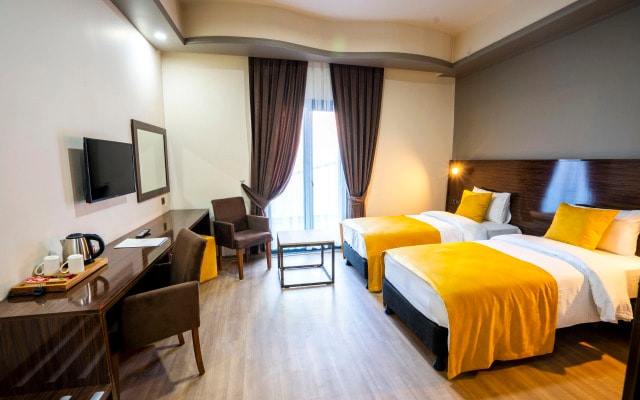 Mugwort Hotel & Spa