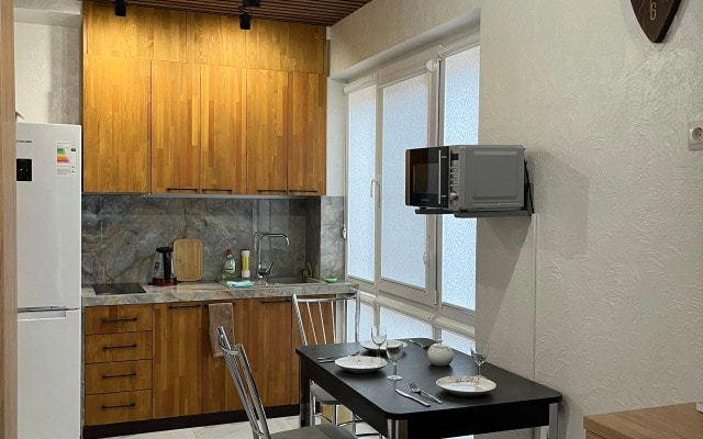 Апартаменты Актер House