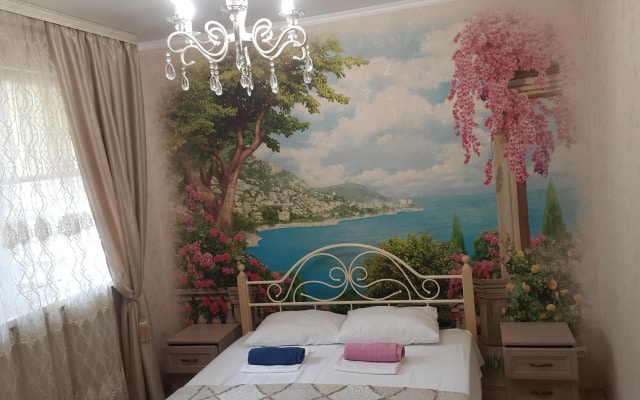 V Tsentre Gelendzhika Guest house