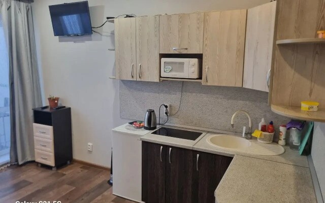 Квартира У реки красиво 33