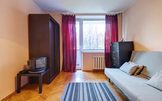 Ryadom S Mai I Voykovskoy Apartments