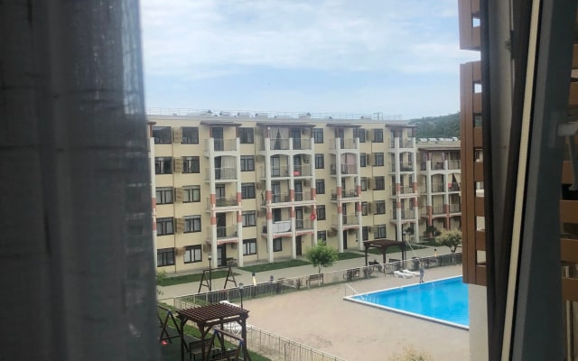 Квартира аппартаменты с видом на бассейн