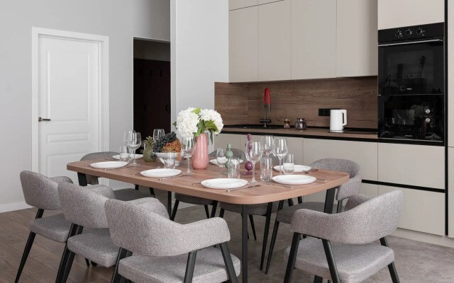 Квартира GM Apartments у Патриарших Прудов с Тремя Спальнями