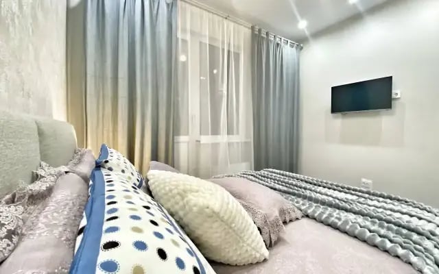 Квартира 1к квартира Есенина 4