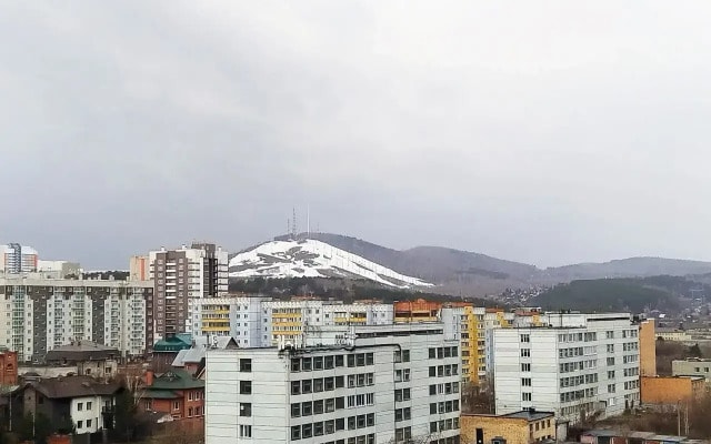 Квартира с видом на Сопку