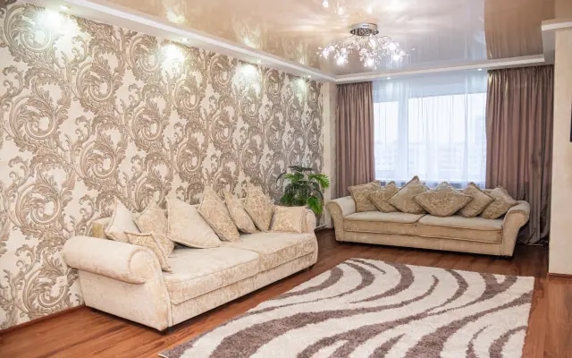 Квартира Трехкомнатная в центре рядом с Gallereia Minsk