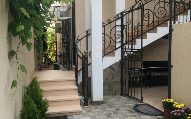 Квартира на Кувшинок 7к1 24