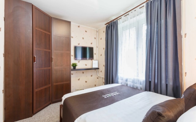 Квартира Inndays Apartments на Обручева 49