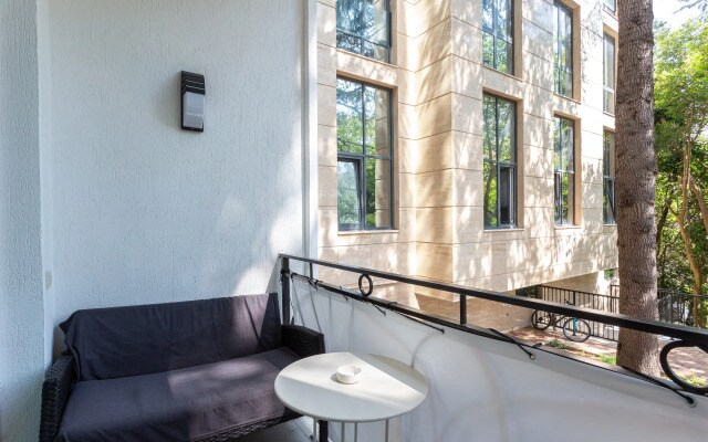 Апартаменты Red Apartments Покровский Парк Магнолия