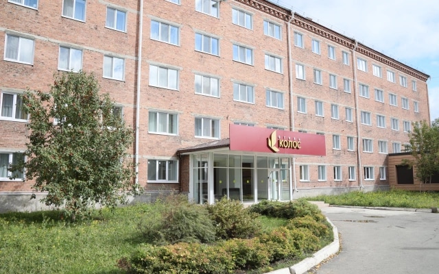 Отель Колос