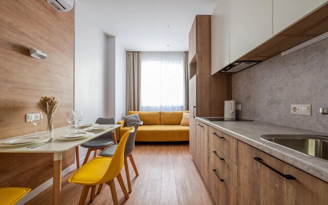Апартаменты RED APARTMENTS Арт Лайт Сити апартамент Аделин