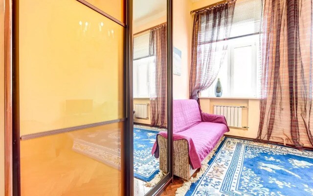 Kirpichniy pereulok 3 Apartments