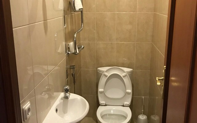 Pisatelskiy Dom Apartments
