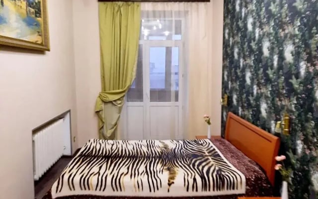 Квартира на площади Максима Горького 2