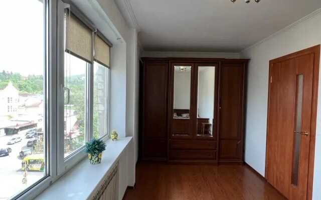 Квартира Дзержинского, 43