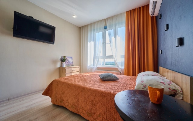 Квартира с Потрясающим Видом на Парк Галицкого с 17 Этажа