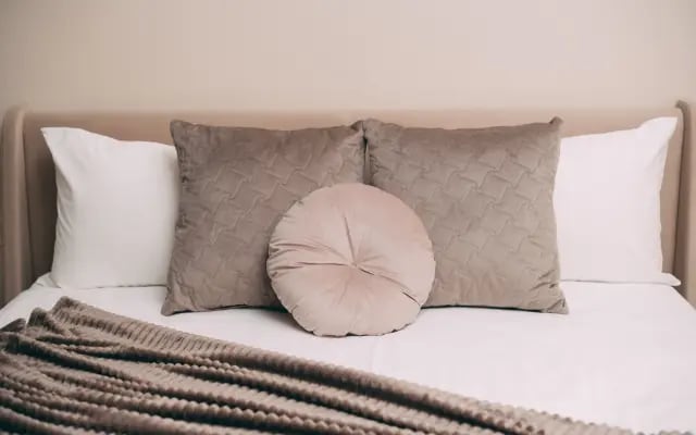 LovelyHome39|Апартаменты Карамель на первой береговой линии