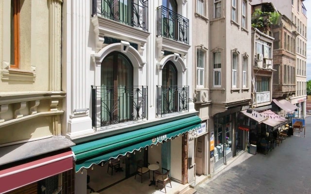 Stern Hotel Karakoy