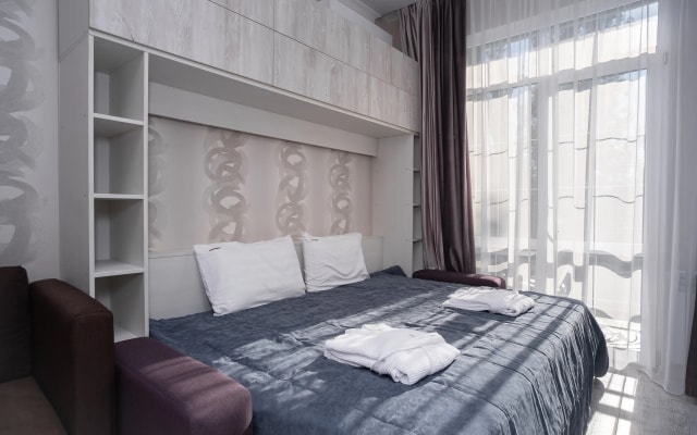 Апартаменты Red Apartments Арт Лайт Франц