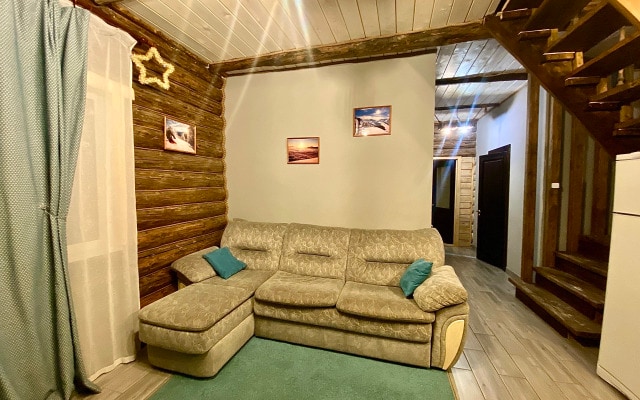 Гостевой дом Избушки guestHouse Маленькая